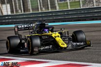 Fernando Alonso, Renault, Yas Marina, 2020