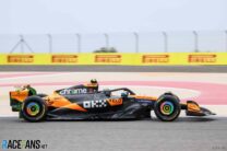 Lando Norris, McLaren, Bahrain International Circuit, 2025 pre-season test