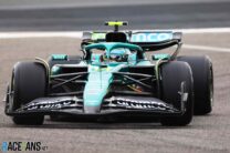 Fernando Alonso, Aston Martin, Bahrain International Circuit, 2025 pre-season test