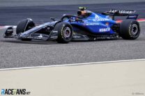 Carlos Sainz Jnr, Williams, Bahrain International Circuit, 2025 pre-season test