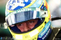 Fernando Alonso, Aston Martin, Bahrain International Circuit, 2025 pre-season test