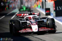 Esteban Ocon, Haas, Albert Park, 2025