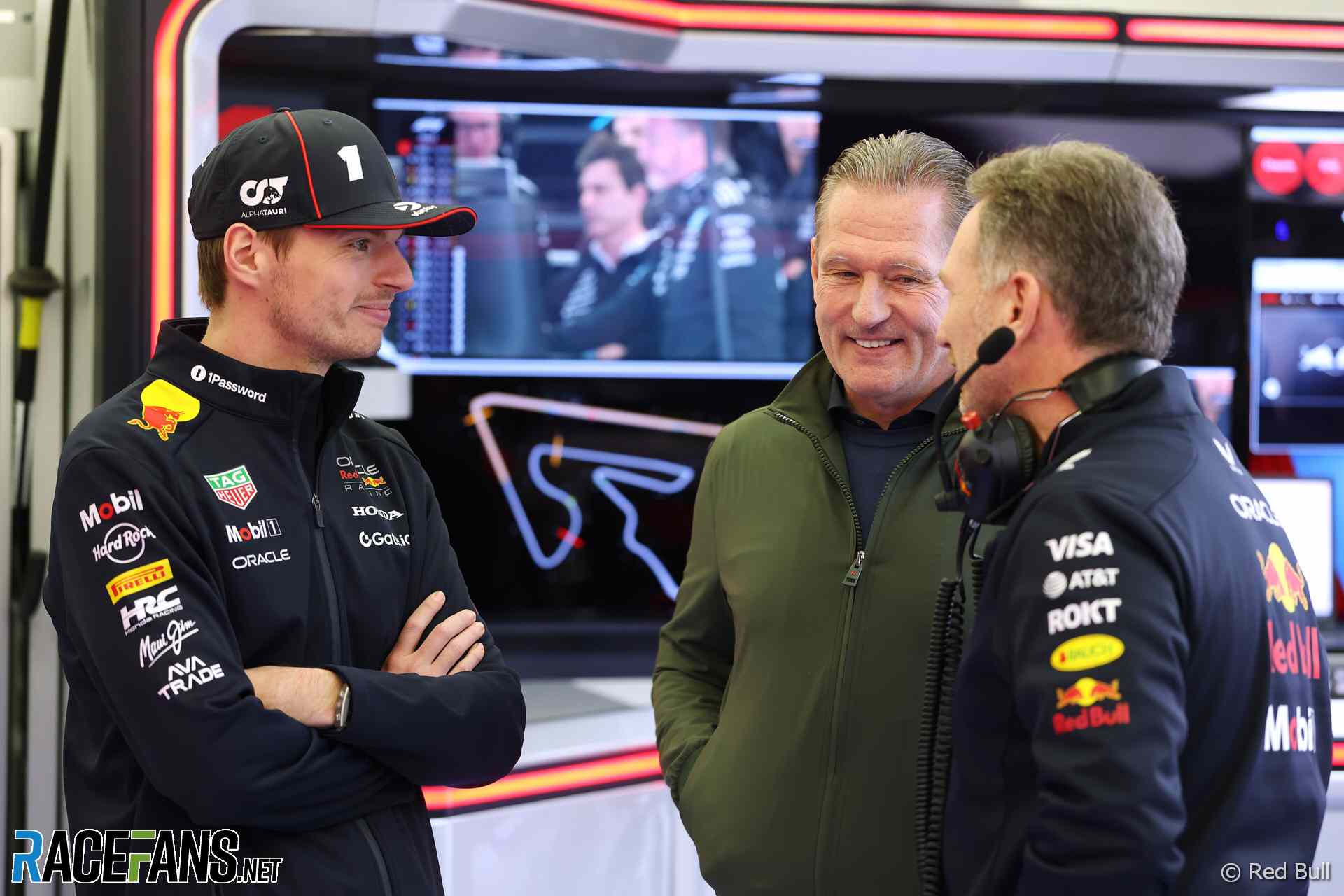 Max Verstappen, Jos Verstappen, Christian Horner, Red Bull, Bahrain, 2025
