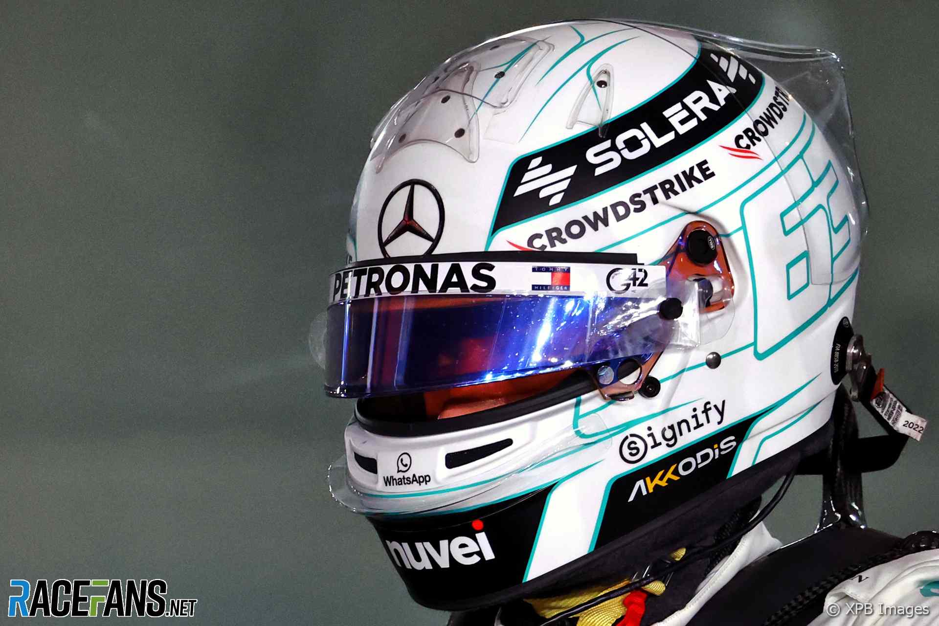 George Russell's 2024 Qatar Grand Prix helmet