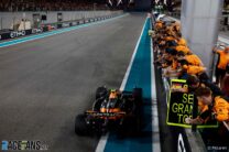 Lando Norris, McLaren, Yas Marina, 2024