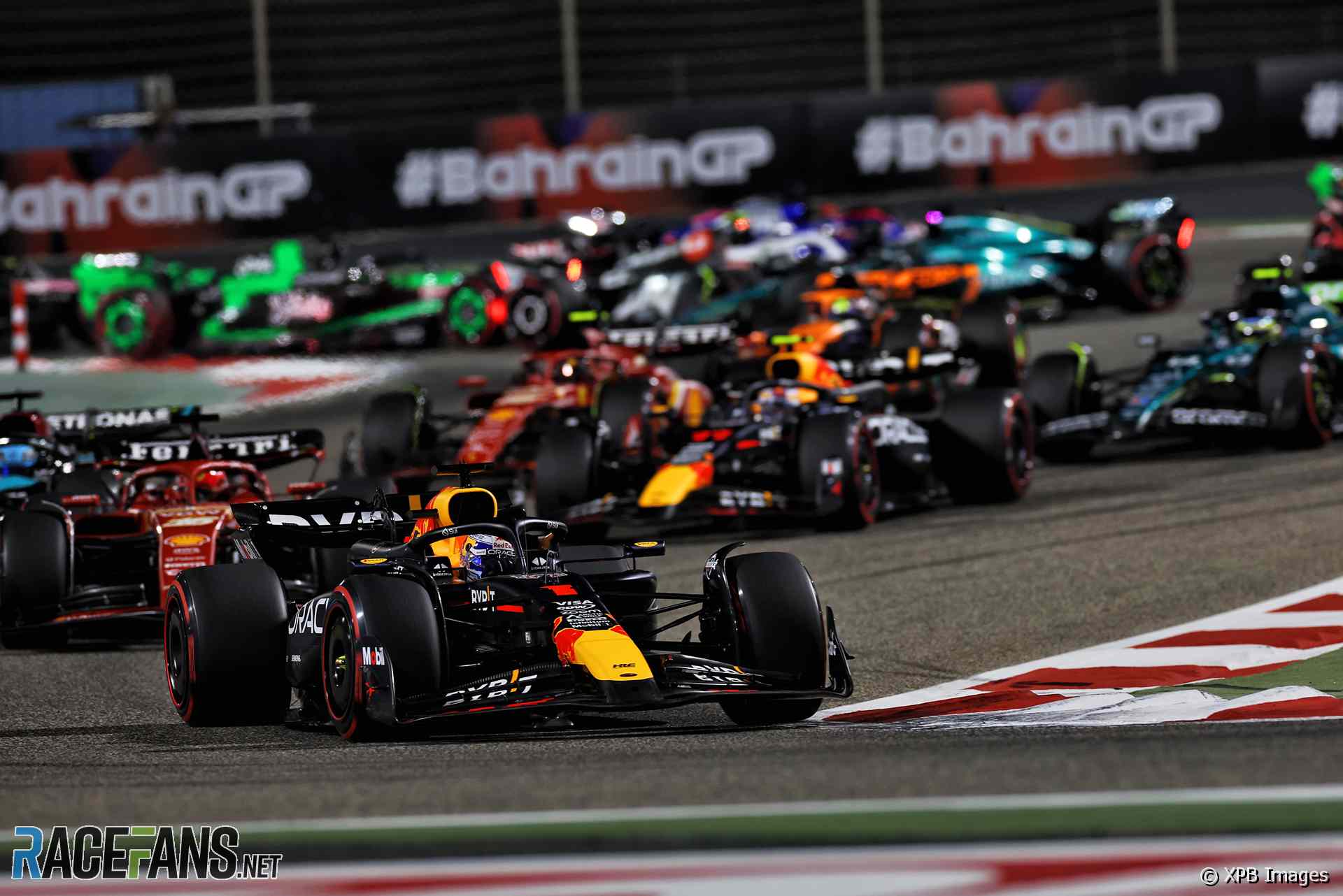 The start of the 2024 Bahrain Grand Prix