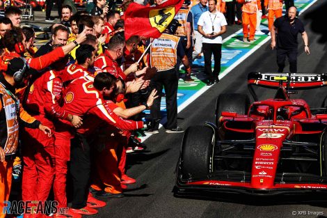 Carlos Sainz Jnr, Ferrari, Albert Park, 2024