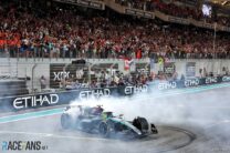 Lewis Hamilton, Mercedes, Yas Marina, 2024