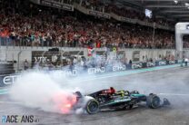 Lewis Hamilton, Mercedes, Yas Marina, 2024